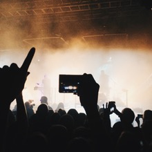 Audio and Lighting Rental for 200 People with Professional DJ – Complete Event Package