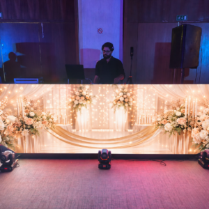 DJ Booth LED 3x1 Pitch 3.9 para Eventos | Audio Light Riviera Maya