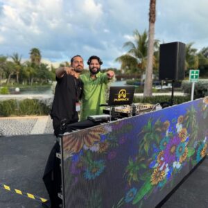 DJ Booth LED 3x1 Pitch 3.9 para Eventos | Audio Light Riviera Maya
